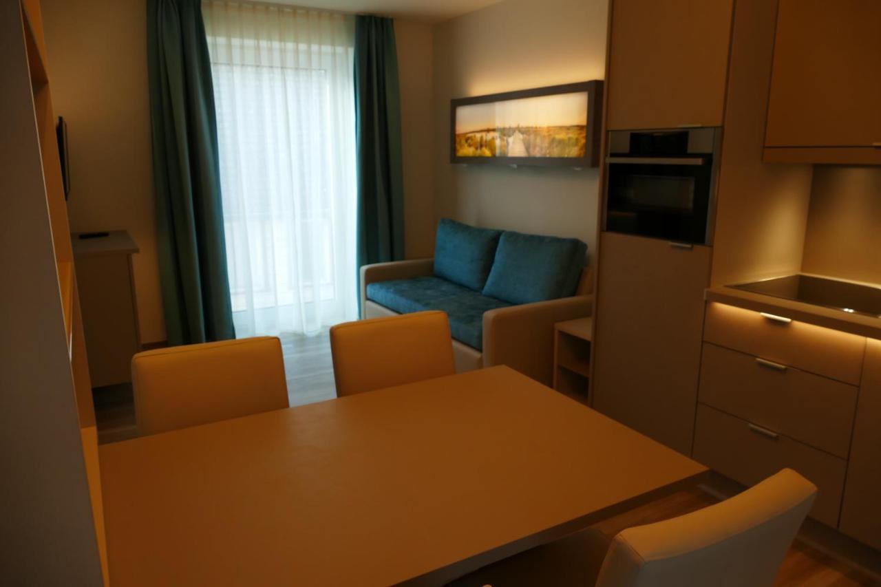 סולטאו Meyn'S Apartments & Hotel מראה חיצוני תמונה