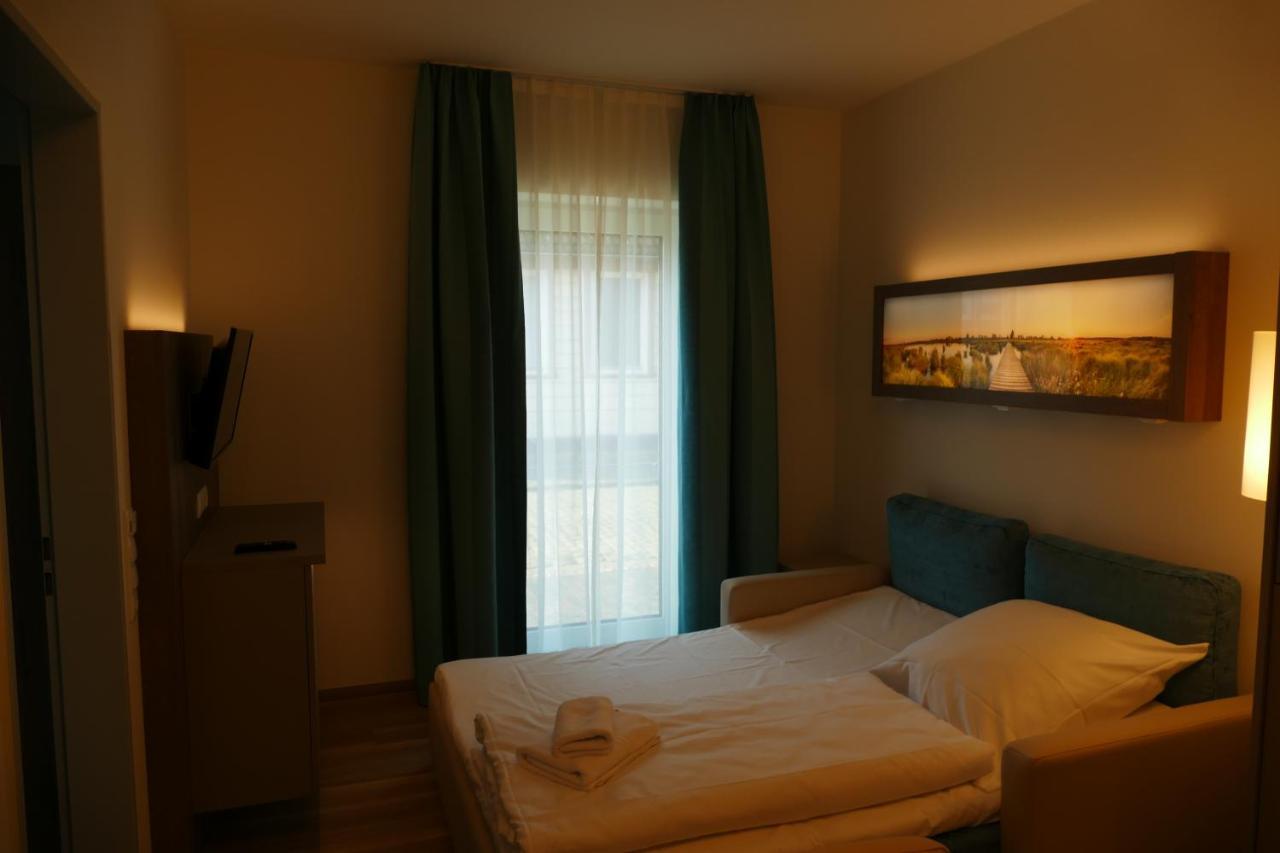 סולטאו Meyn'S Apartments & Hotel מראה חיצוני תמונה